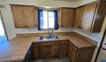 4253 Ramona Way SE, Albany, OR 97322