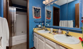 200 Westbend Cir, Ames, IA 50014