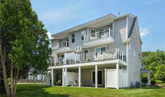 100 Algonquin Rd 13, Narragansett, RI 02882
