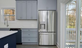 2016 SPRING GROVE Dr, Accokeek, MD 20607