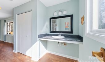 23 Muirfield Dr, Arden, NC 28704