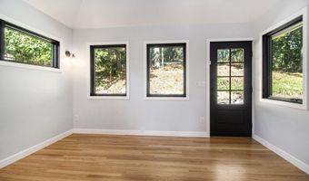 1122 Mixtwood St, Ann Arbor, MI 48103