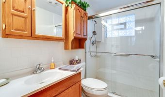 12222 Cenfield St NE, Alliance, OH 44601