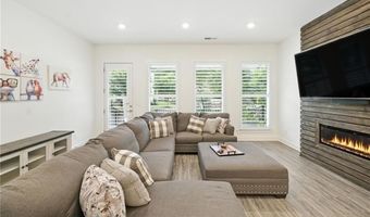 107 Pearl St, Woodstock, GA 30188