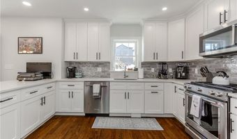 148 Grace St, Cranston, RI 02910