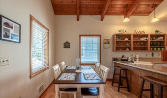 1312 VILLAGE Loop, Bandon, OR 97411