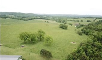 11830 Farm Road 1195, Aurora, MO 65605