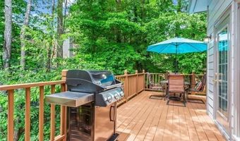 1605 Spinnaker Dr, Alpharetta, GA 30005