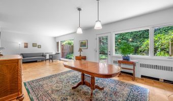 6003 LAKEHURST Dr #5, Baltimore, MD 21210