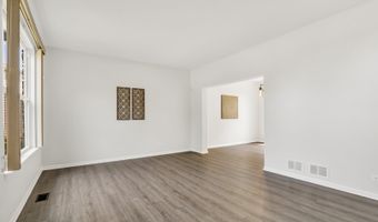 1056 Dana Ct, Antioch, IL 60002
