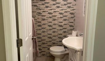 5520 WESTBARD Ave, Bethesda, MD 20816
