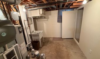 412 H St, Aurora, NE 68818