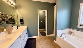 189 Oak Grove Dr, Brandon, MS 39047