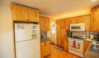 1308 E State St, Algona, IA 50511