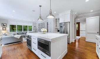 99 Porchuck Rd, Greenwich, CT 06831