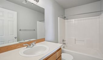 20516 NW SEDONA Ln, Beaverton, OR 97006