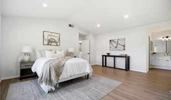 29950 Rolling Ridge Dr, Agoura Hills, CA 91301