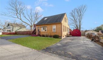 17 Padelford Ave, East Providence, RI 02915