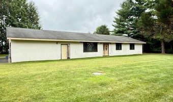 7428 Hough Rd, Almont, MI 48003