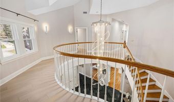 35 River Run, East Greenwich, RI 02818
