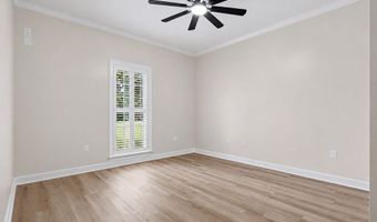 171 Larkspur Dr, Albany, GA 31721