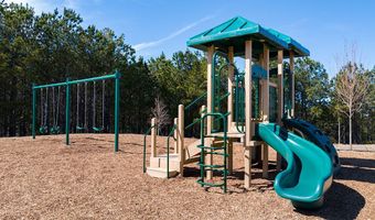 8218 ELKHORN Dr, Fairburn, GA 30213