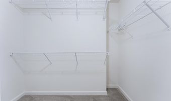 42175 CANARY GRASS Sq, Aldie, VA 20105