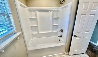 6 Roessler Ln, Bella Vista, AR 72715