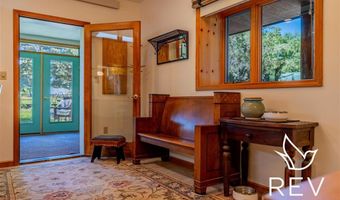 8 Mountain View Dr, Cody, WY 82414