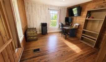 1010 Oakland Rd, Belgrade, ME 04917