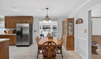 414 Holly Hills Dr, Altavista, VA 24517