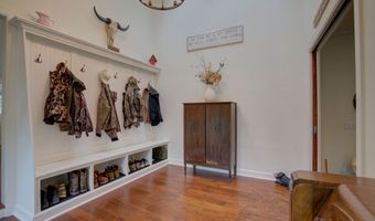 1307 Floyd Spgs, Armuchee, GA 30105