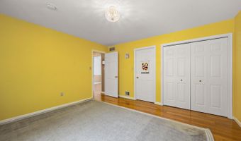 28 CLARK Rdg, Hockessin, DE 19707