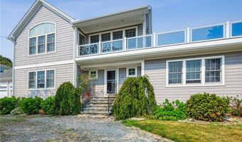 18 Anawan Ave, Narragansett, RI 02882