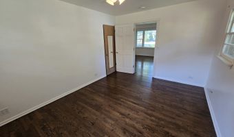 901 E Krage Dr, Addison, IL 60101