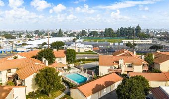 2625 W Cameron Ct, Anaheim, CA 92801