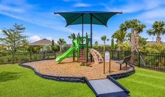 5254 WOLF CREEK Dr, Apollo Beach, FL 33572