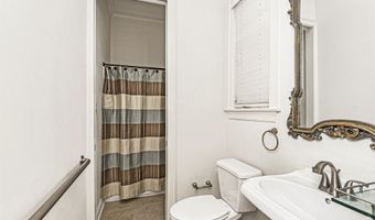 12038 Lake Estates Ave, Baton Rouge, LA 70810