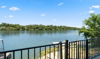 3317 Riverside Dr, Anderson, CA 96007
