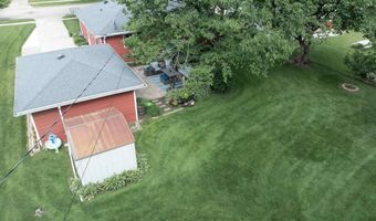 2320 S GREENVIEW St, Appleton, WI 54915