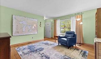 681 Archwood Dr, Ann Arbor, MI 48103