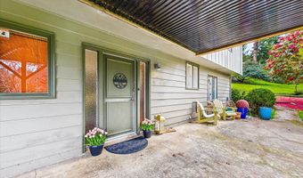 3255 Buttermilk Ln, Arcata, CA 95521