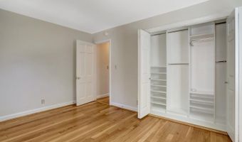 4810 29TH St S #A2, Arlington, VA 22206