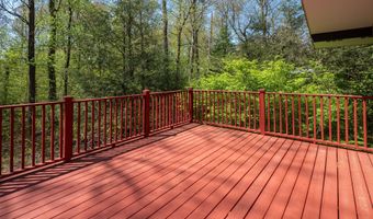 87 Pleasant Dr, Bethany, CT 06524