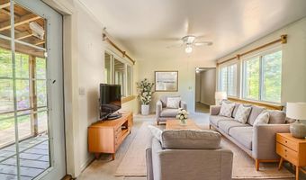 31 Herrick Rd, Belfast, ME 04915