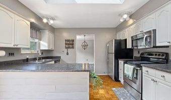 2913 Eight Mile Rd, Anderson Twp., OH 45244