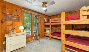 348 Big Barndoor Is, Alton, NH 03810