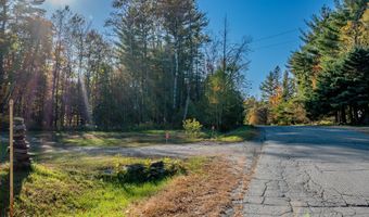 3 Back Rd, Abbot, ME 04406