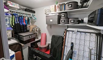 214 6Th Ave E, Albia, IA 52531