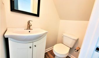 66 Country Place Ct, Alpharetta, GA 30005